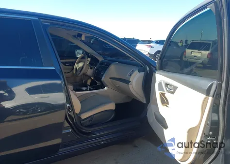 2015 Nissan Altima 2.5 S из США, поврежденный, VIN 1N4AL3AP2FC484095